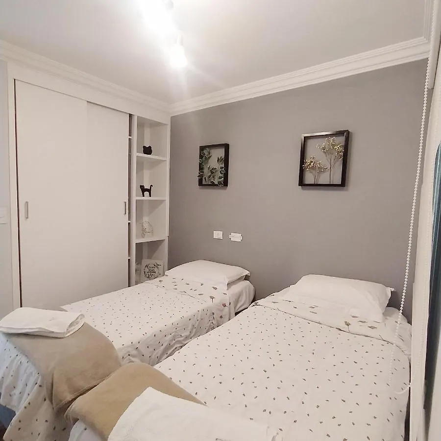 Apartamento 60 Mt Inteiro Em Moema Apartment Sao Paulo 0*,